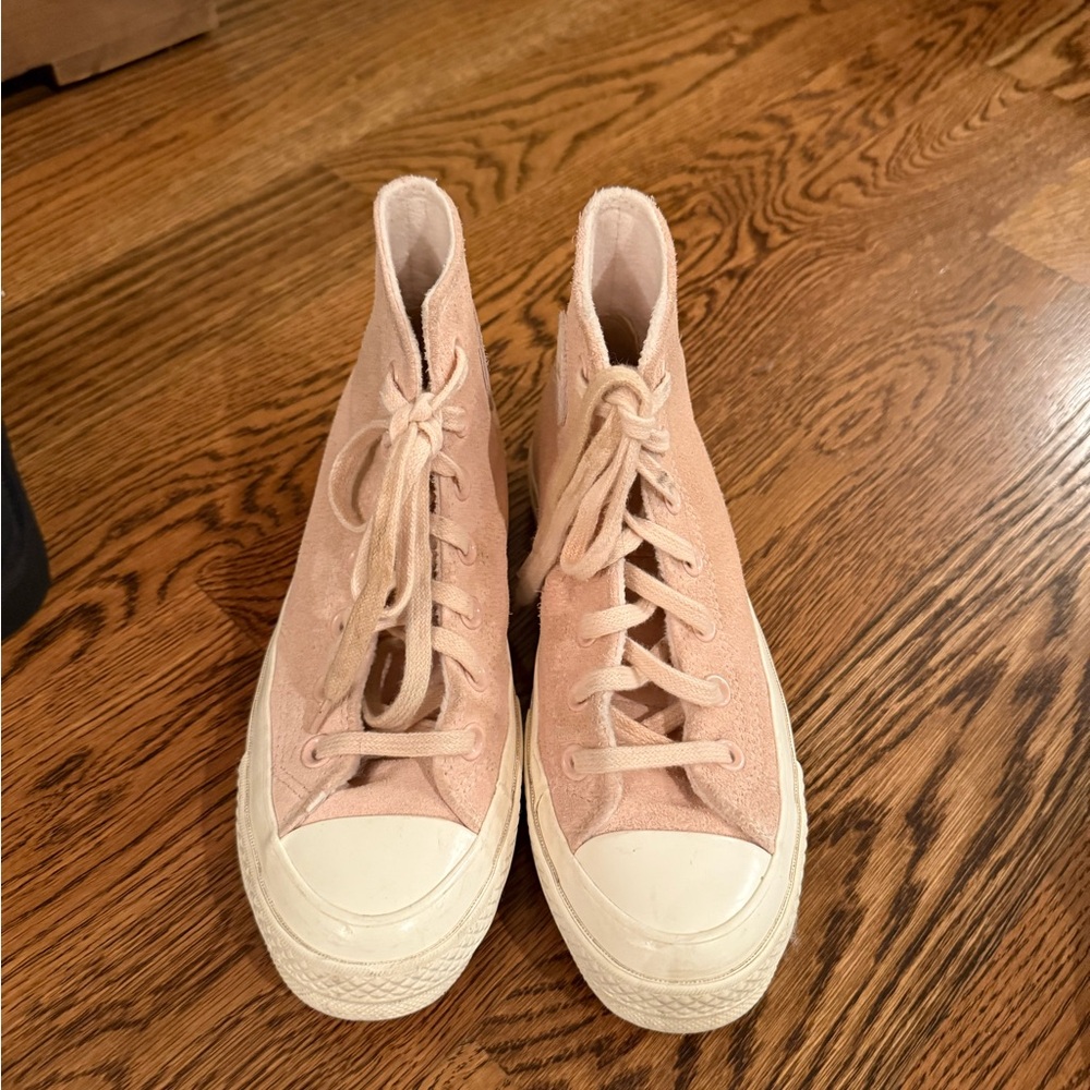 Like New Pink Suede Converse